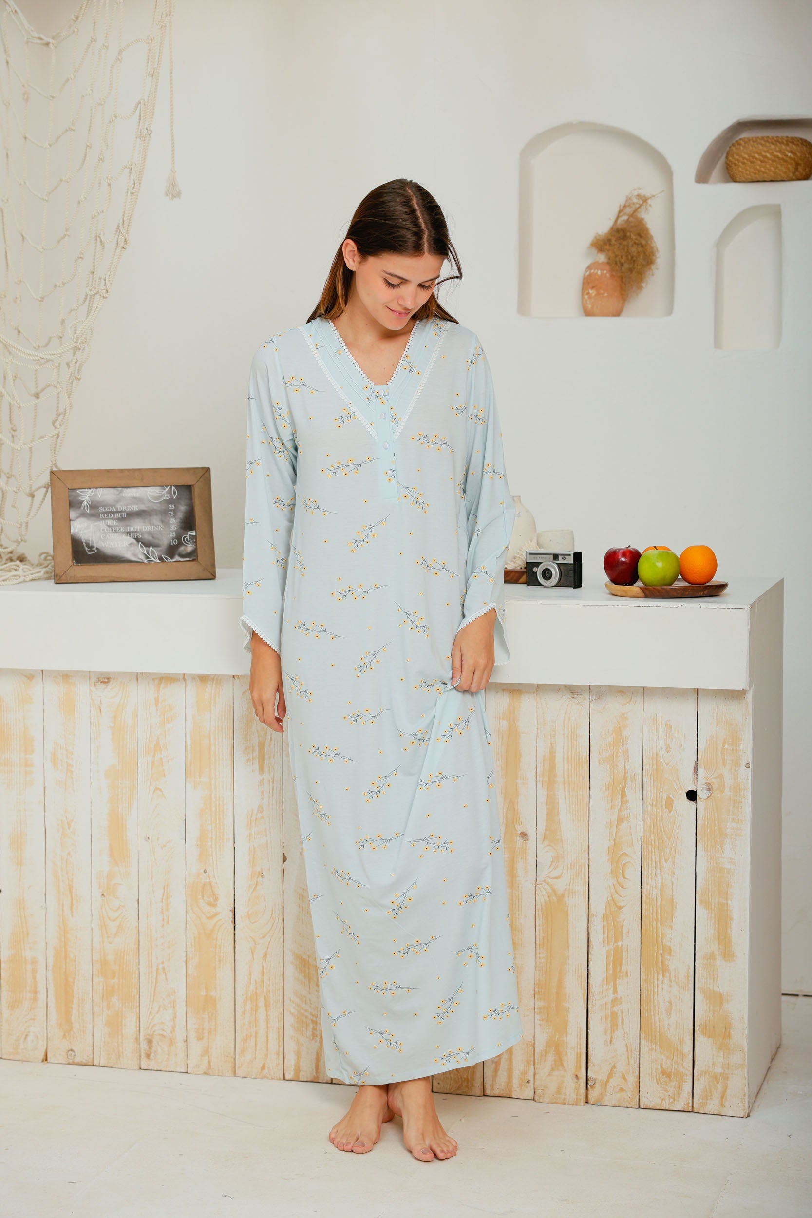 قميص ليكرا رقبه سبعه بنيرفيرات ومرد بكم