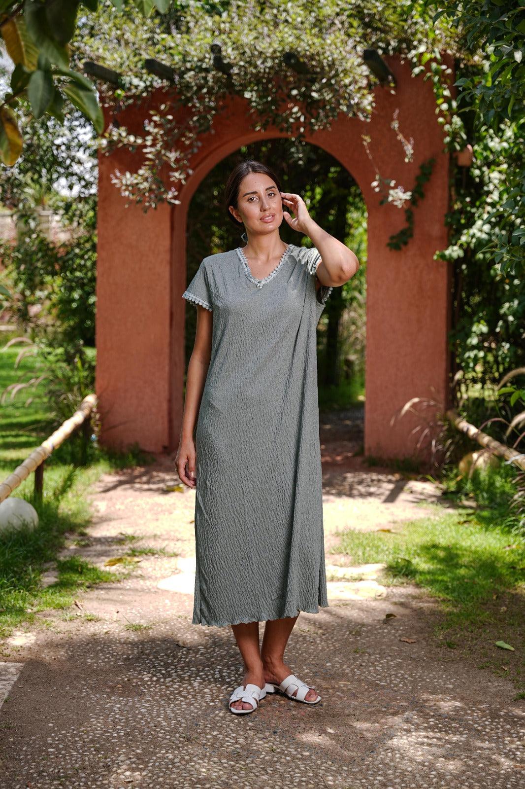 قميص نص كم شانيل كوريشه