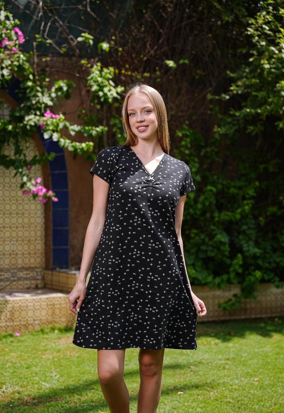 قميص نص كم قصير طباعه عصفوره