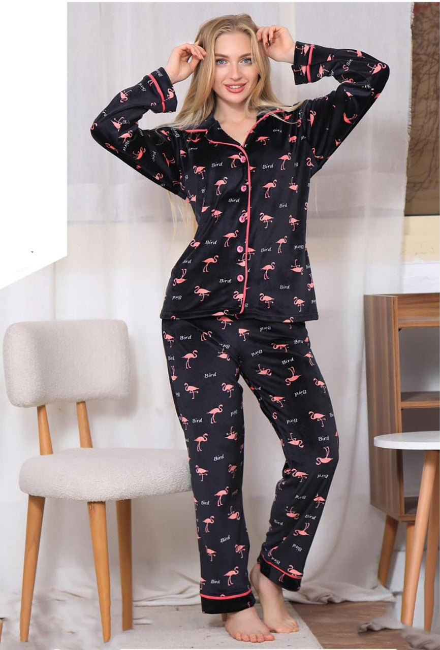 بيجاما حريمي قطيفه كلاسيك مطبوع روتاري