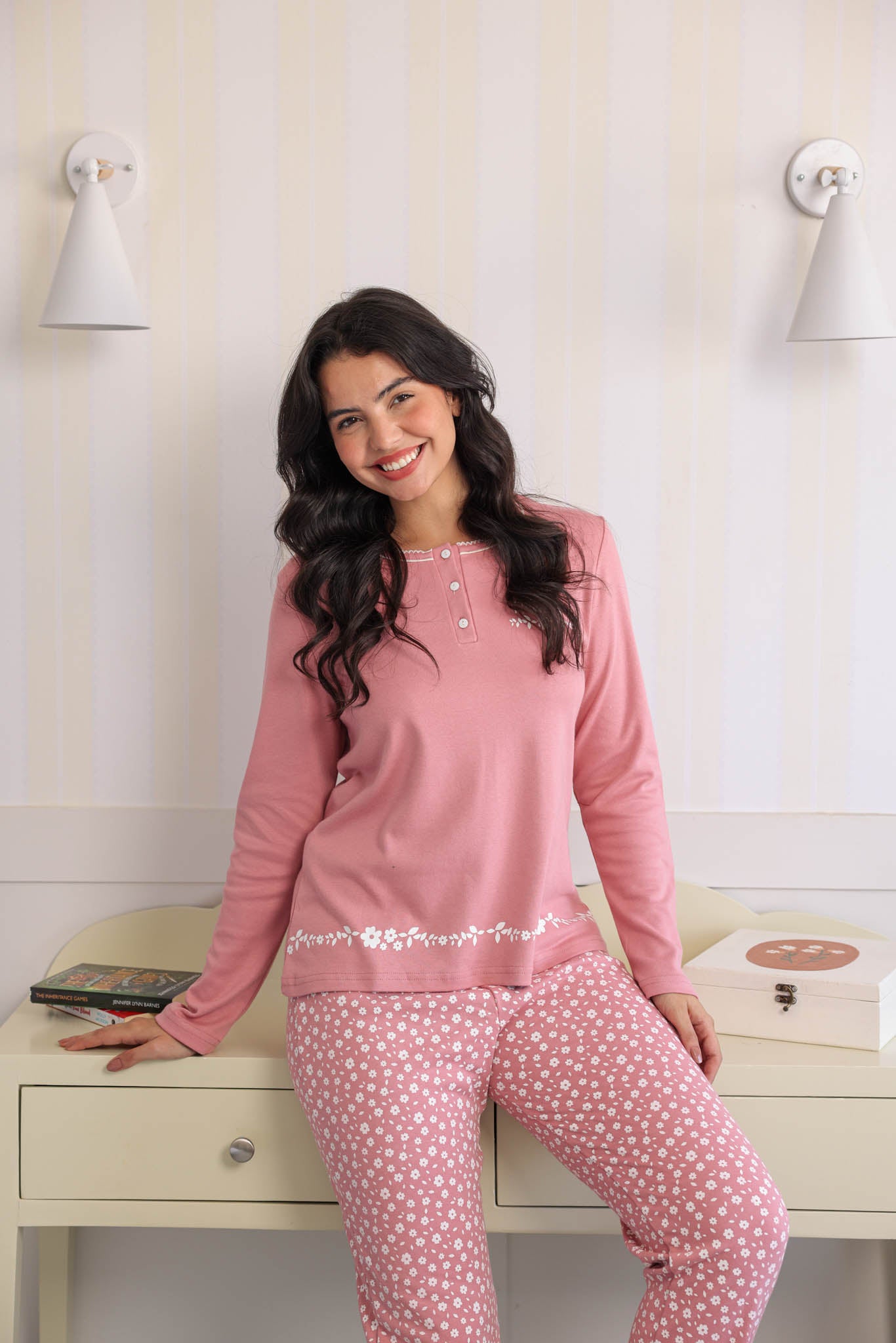 بيجاما انترلوك بزراير بندا بنطلون روتاري