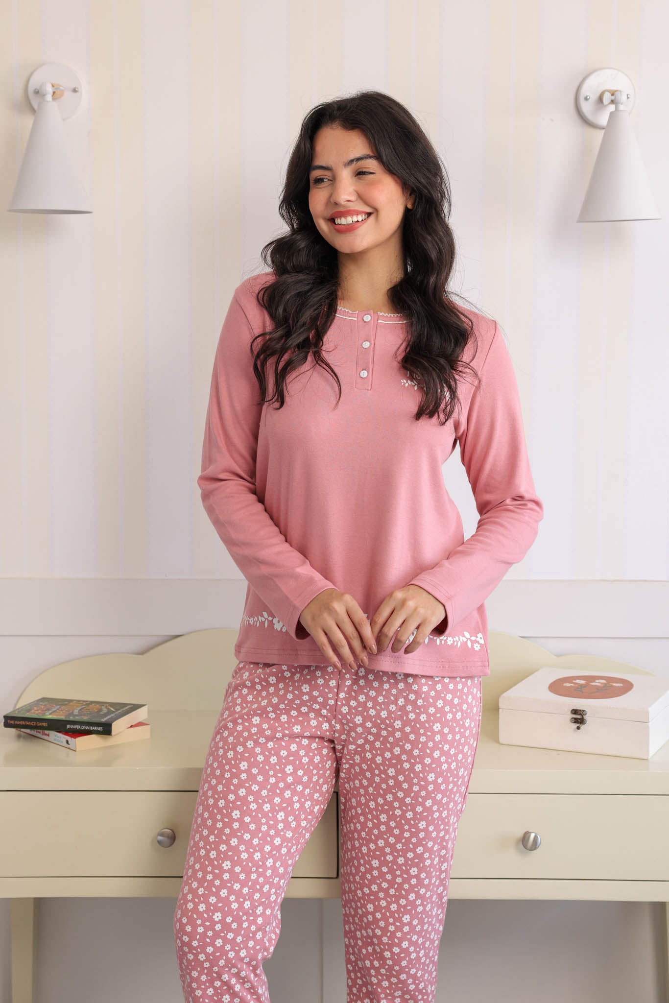 بيجاما انترلوك بزراير بندا بنطلون روتاري