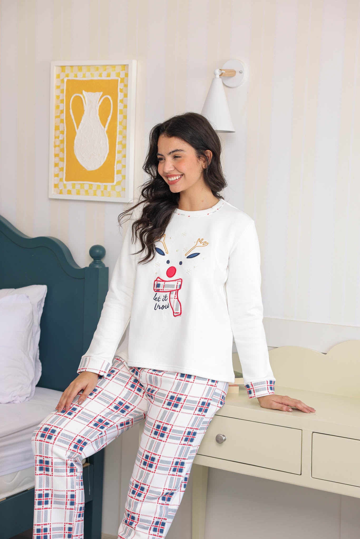 بيجاما ميلتون كريسماس تطريز غزاله