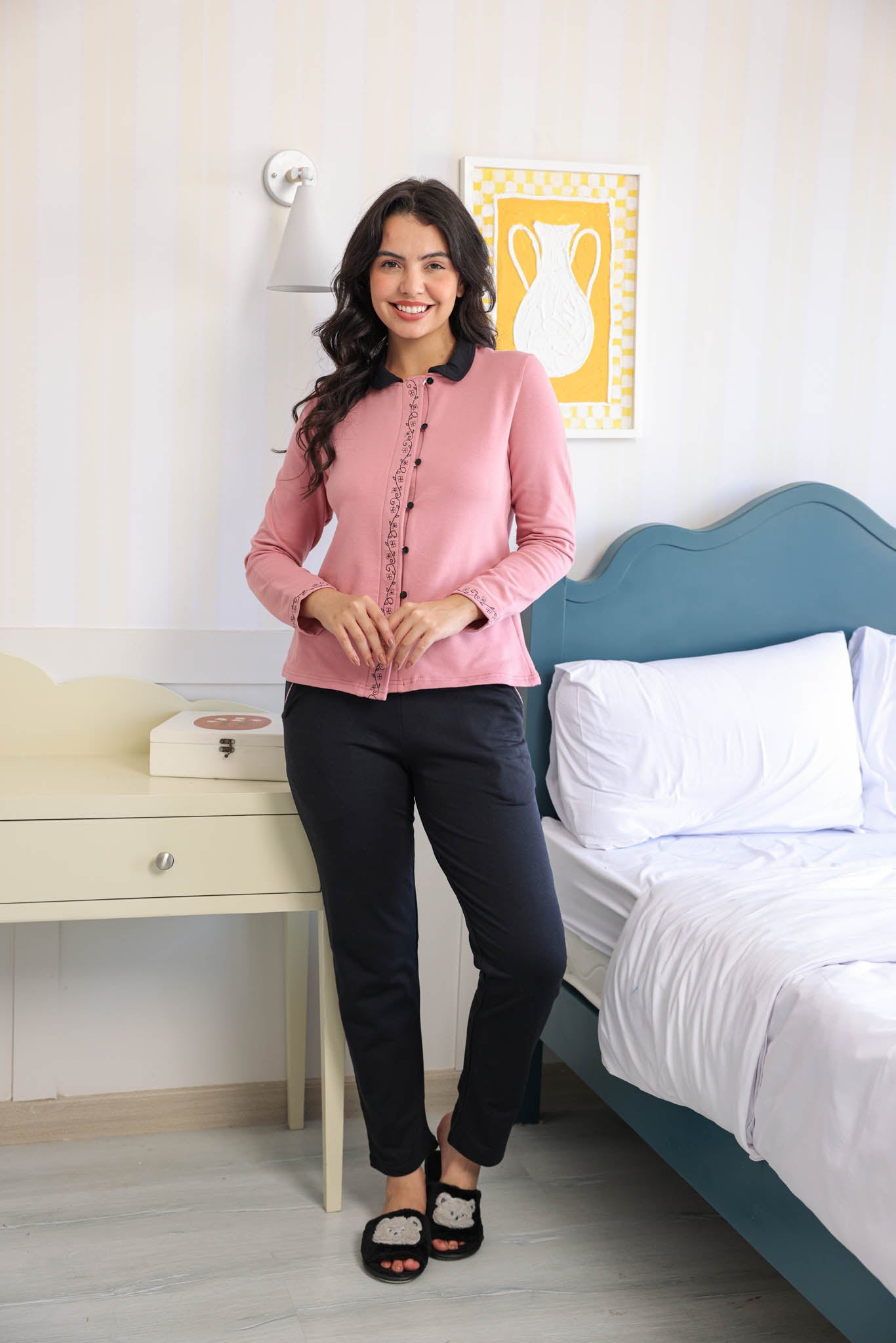 بيجاما ميلتون كلاسيك بزراير بندا مطرزه