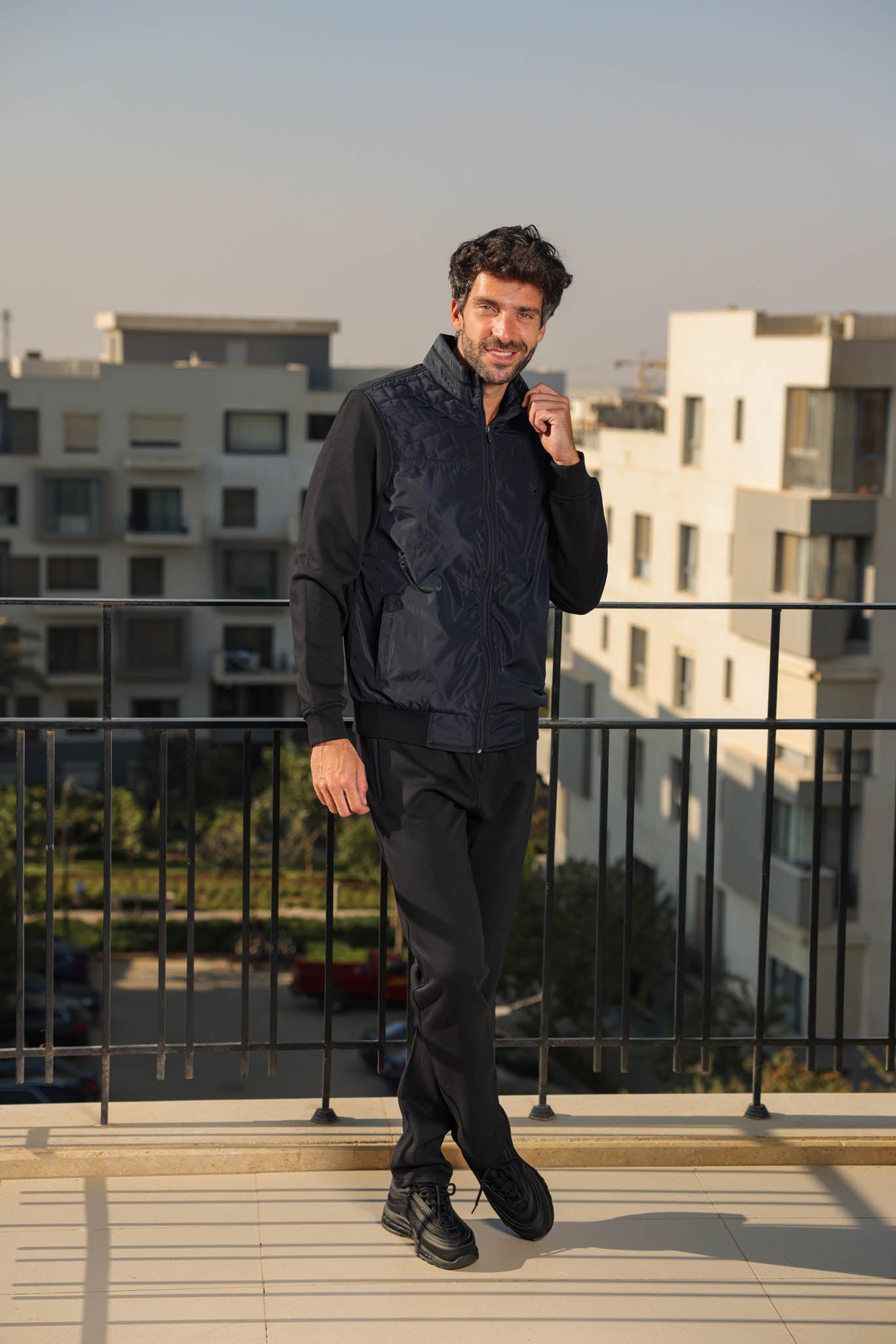 تريننج ميلتون بسوسته صدر وتربروف