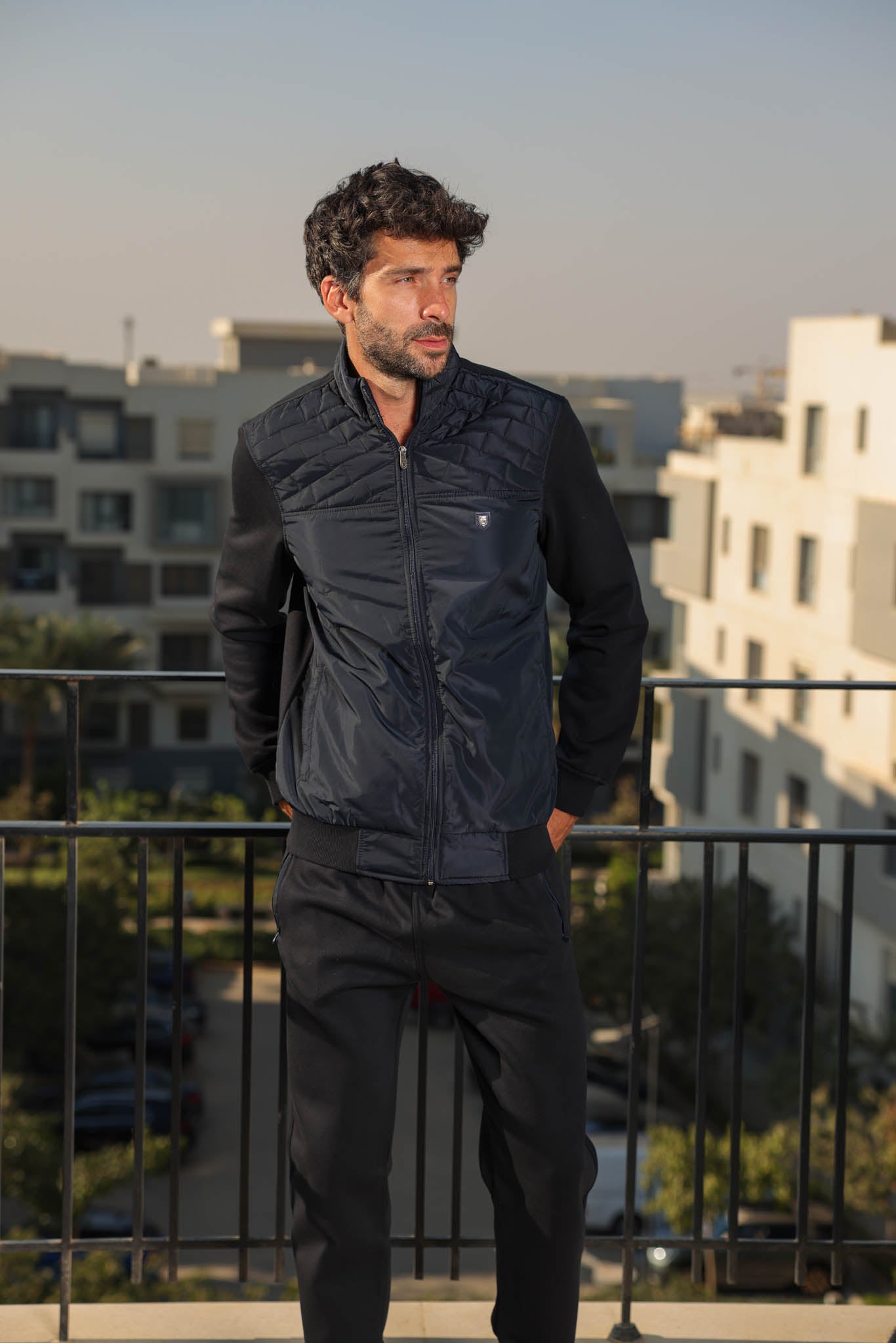 تريننج ميلتون بسوسته صدر وتربروف