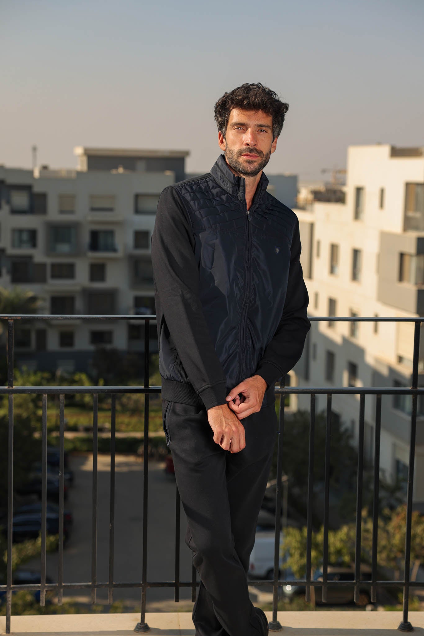 تريننج ميلتون بسوسته صدر وتربروف