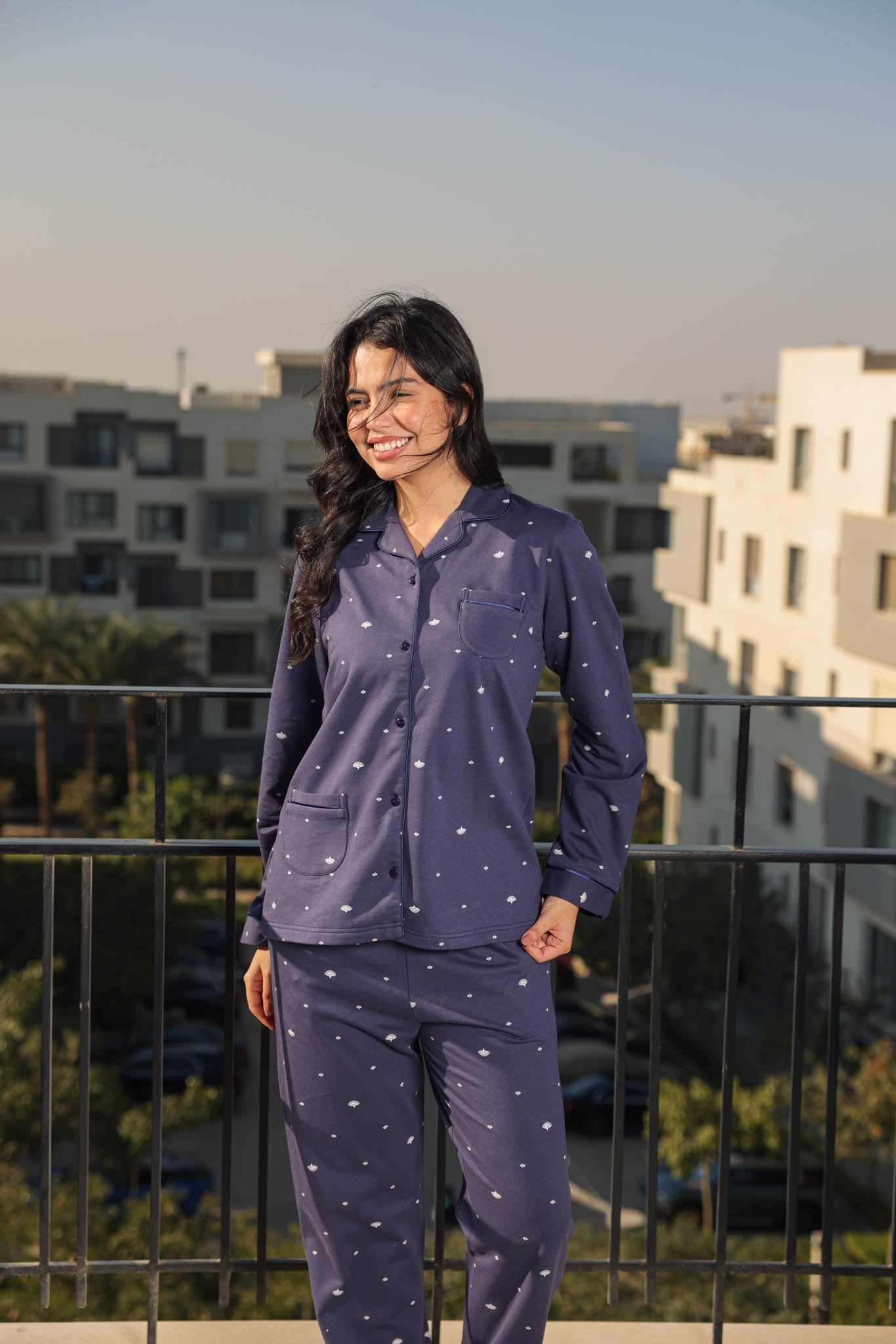 بيجاما حريمي ميلتون كلاسيك بزراير مطبوع روتاري