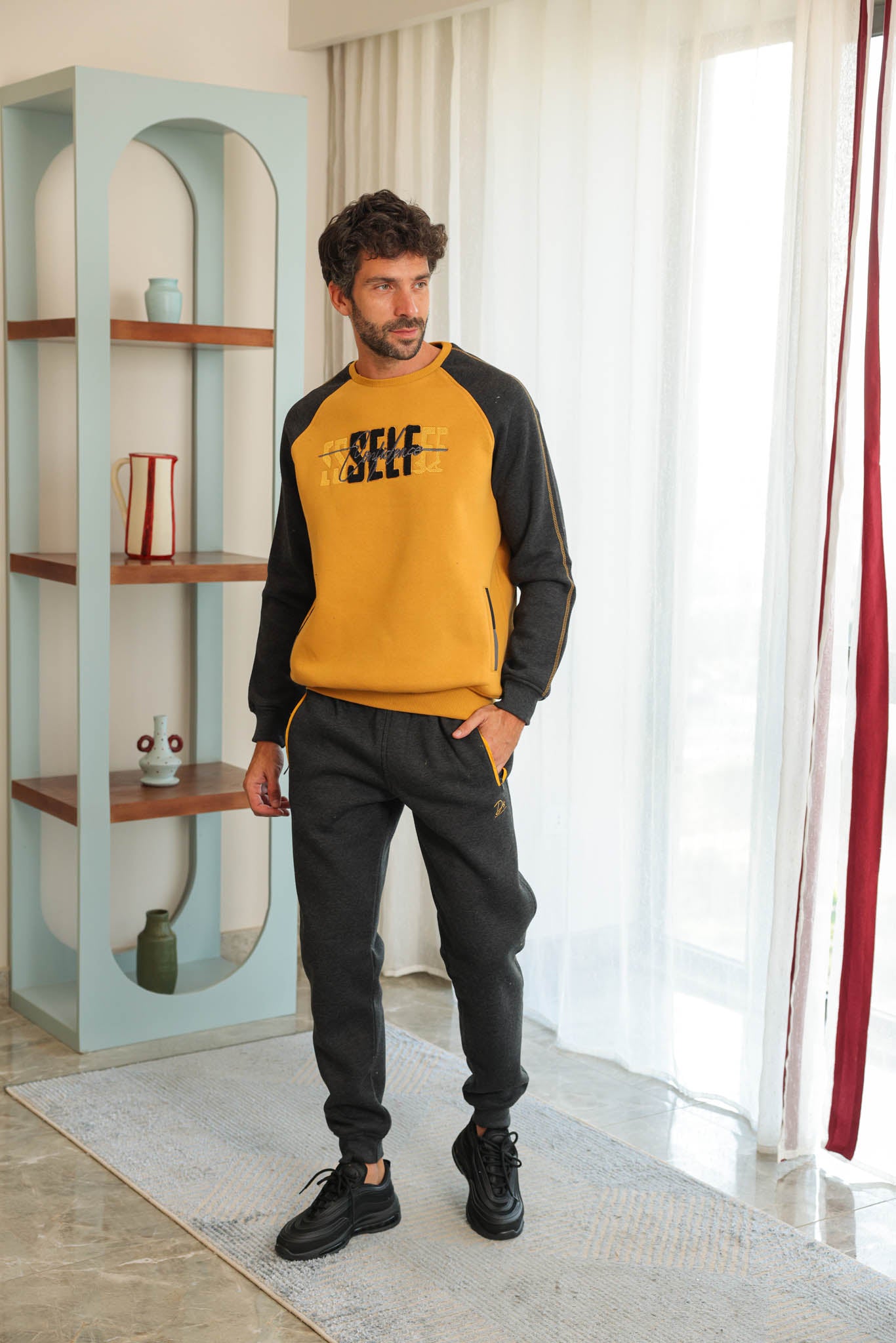 تريننج ميلتون كتف رجلان self