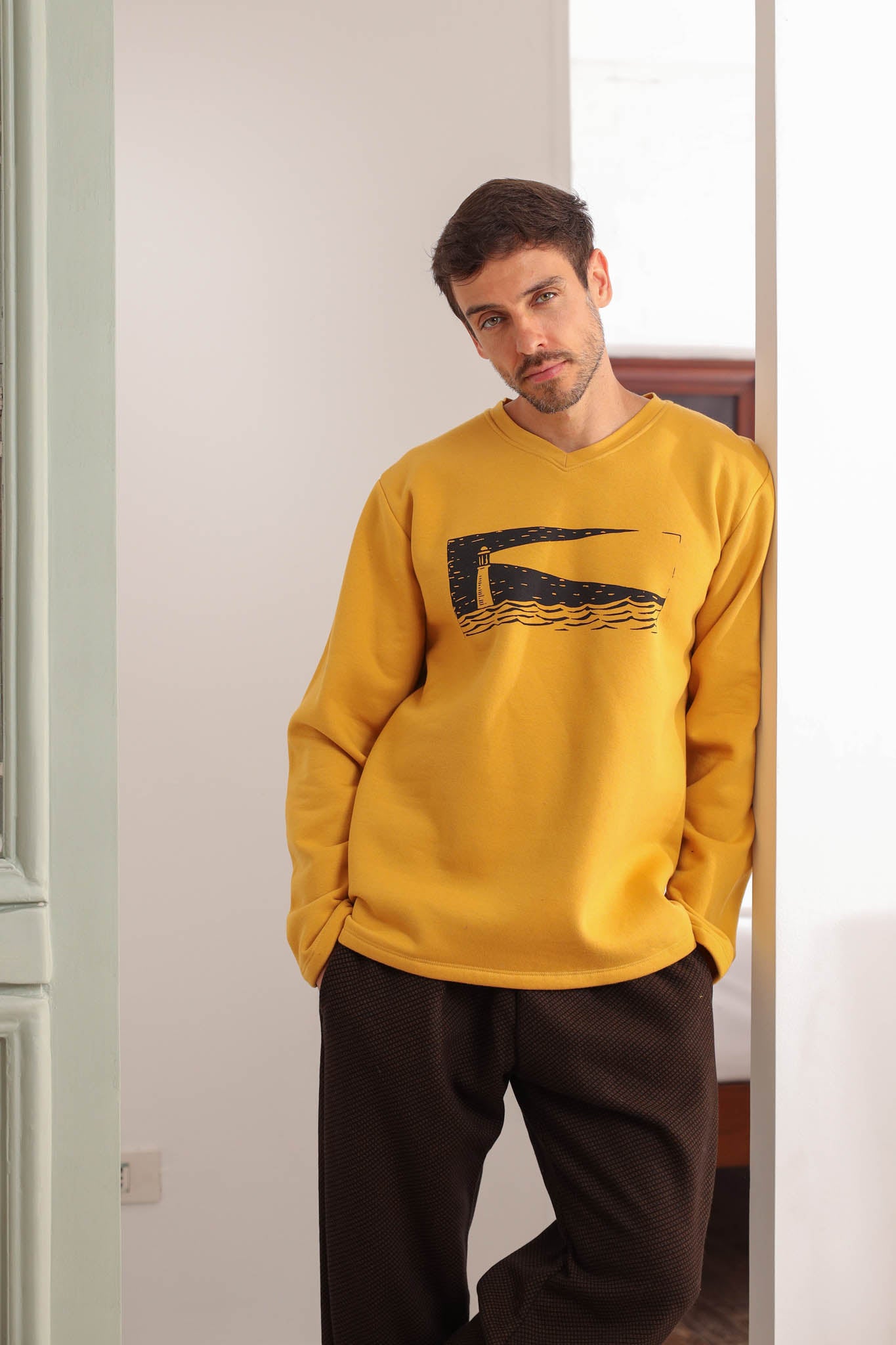 بيجاما ميلتون صدر مطبوع بنطلون روتاري