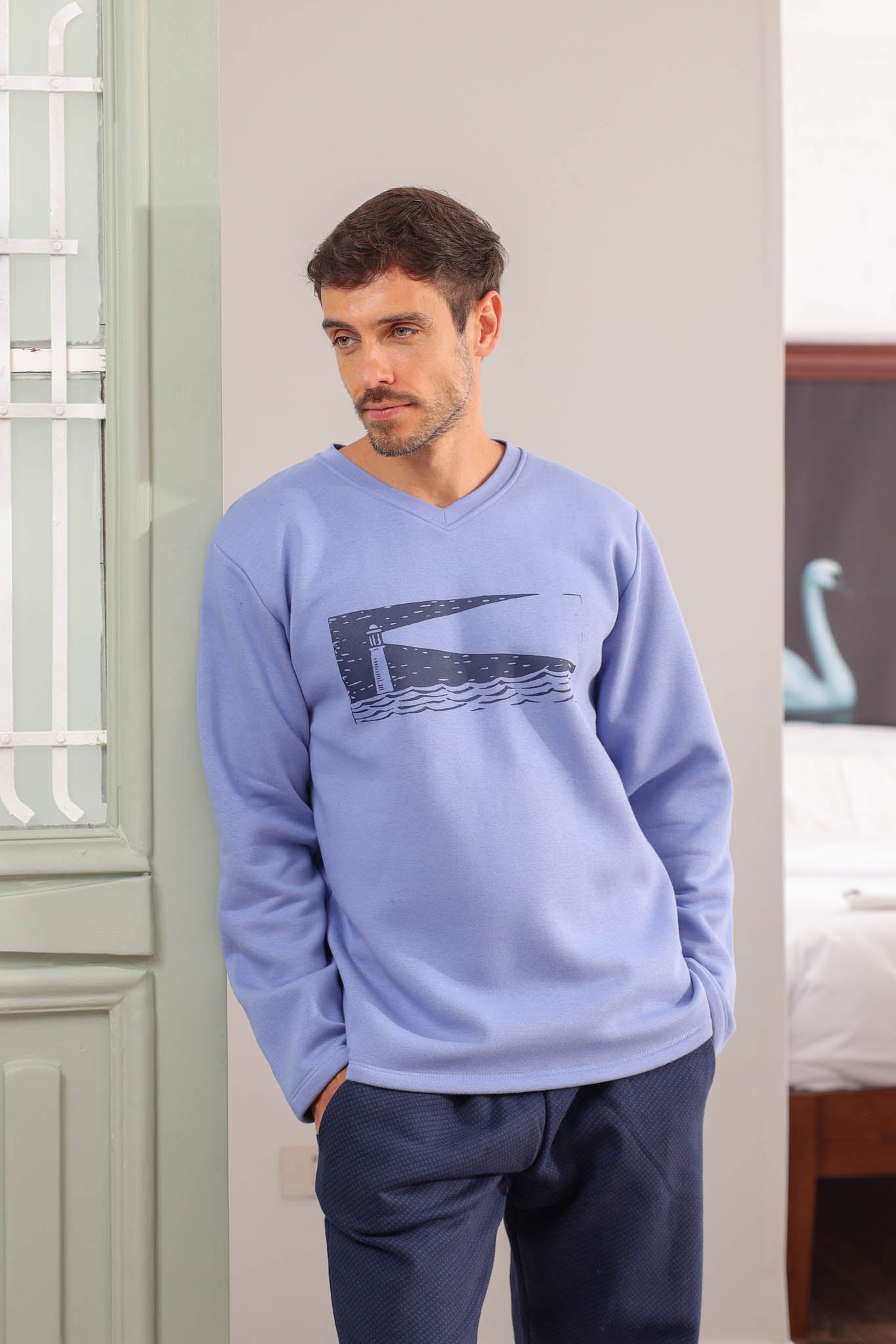 بيجاما ميلتون رقبه سبعه توب مطبوع بنطلون ساده