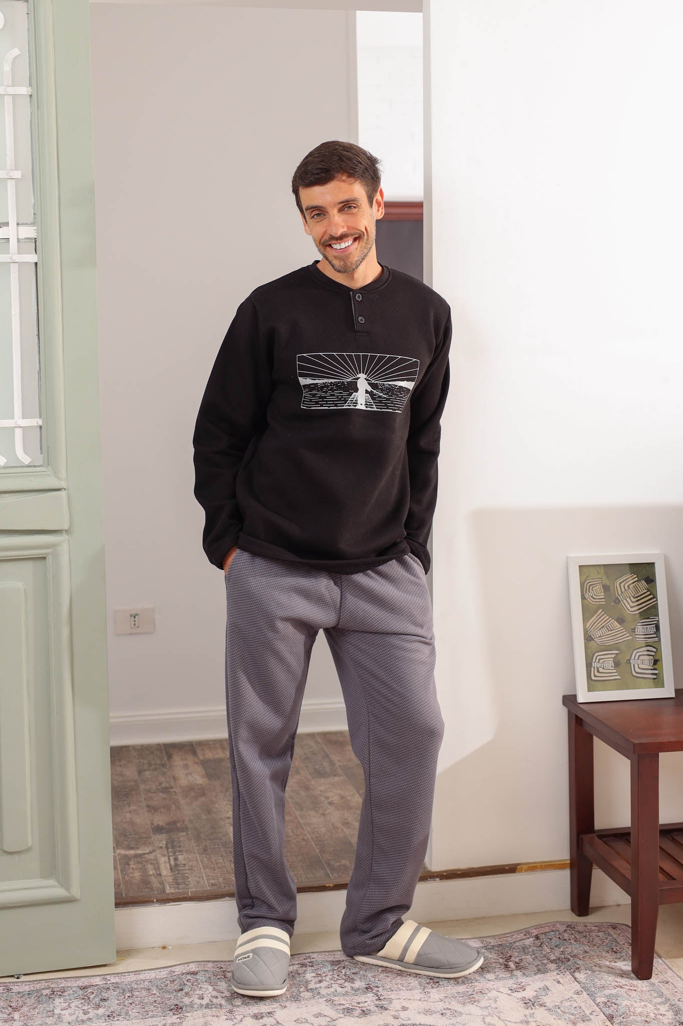 بيجاما ميلتون صدرد مطبوع بنطلون روتاري