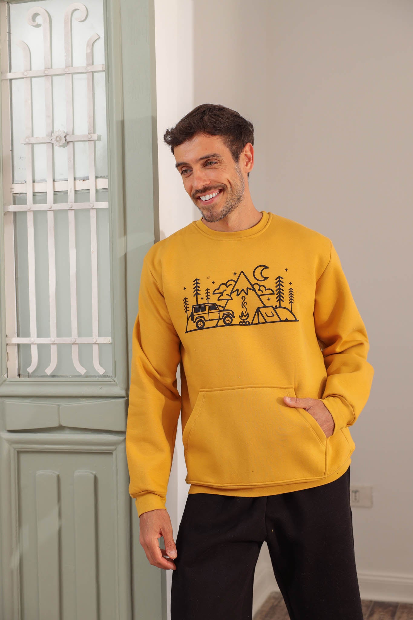 بيجاما ميلتون مطبوع بنطلون ساده