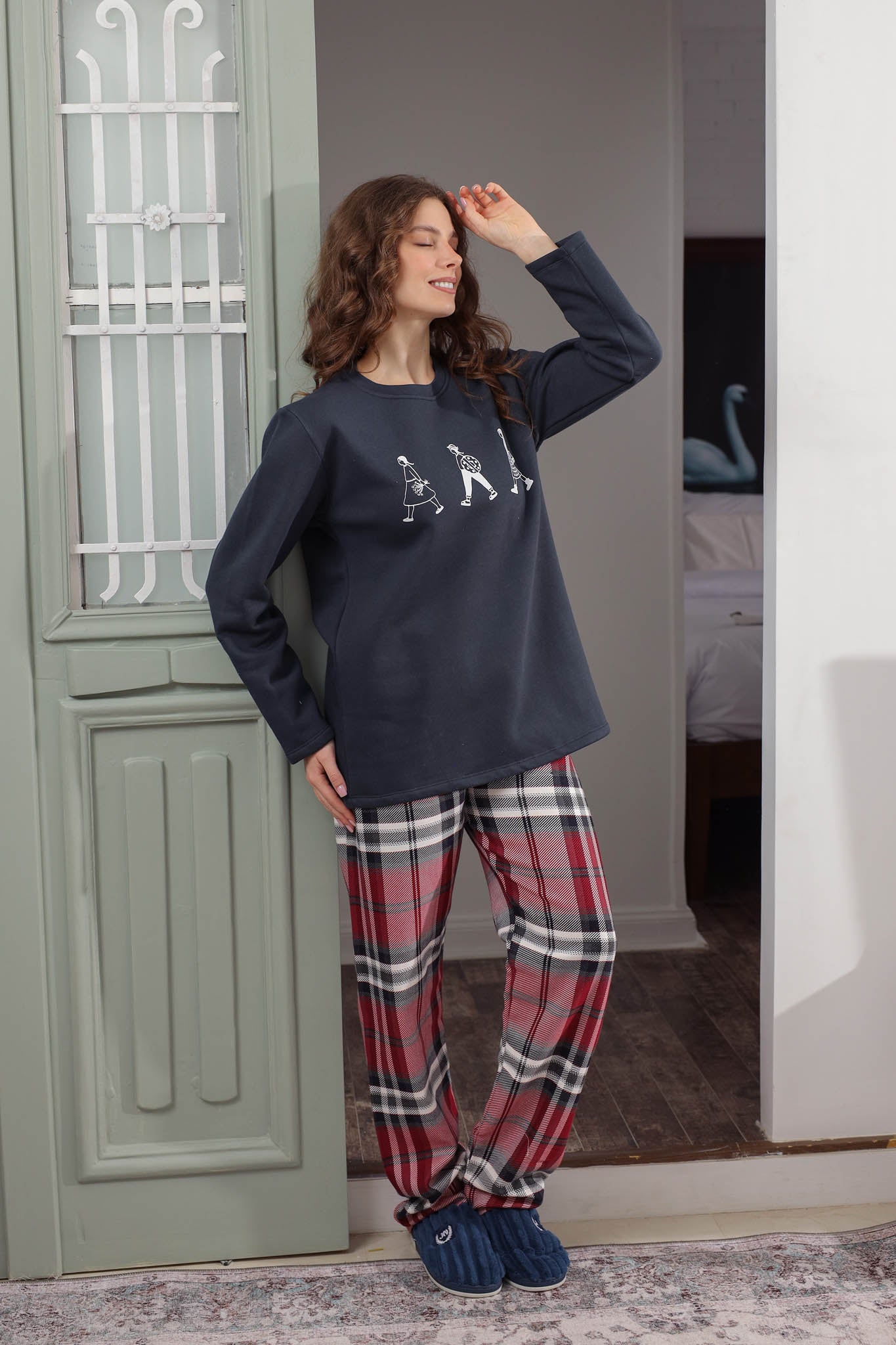 بيجاما ميلتون مطبوع بنطلون كاروهات