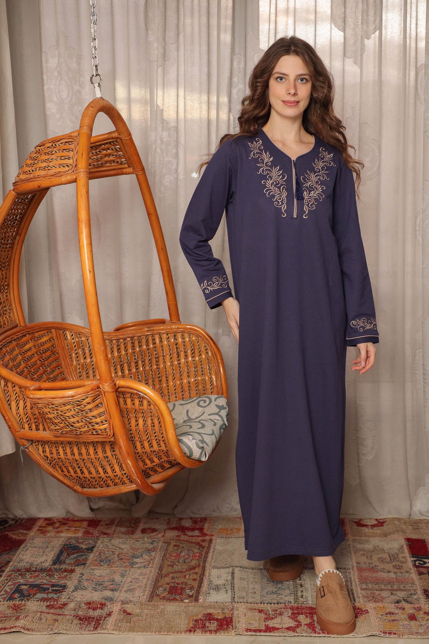 جلابيه حريمي ساده بكم طويل راوند وسوته