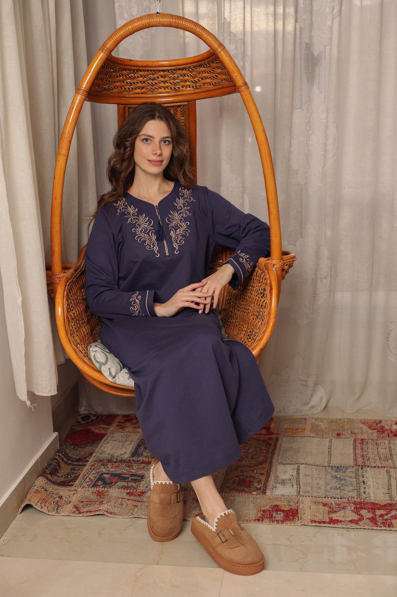 جلابيه حريمي ساده بكم طويل راوند وسوته