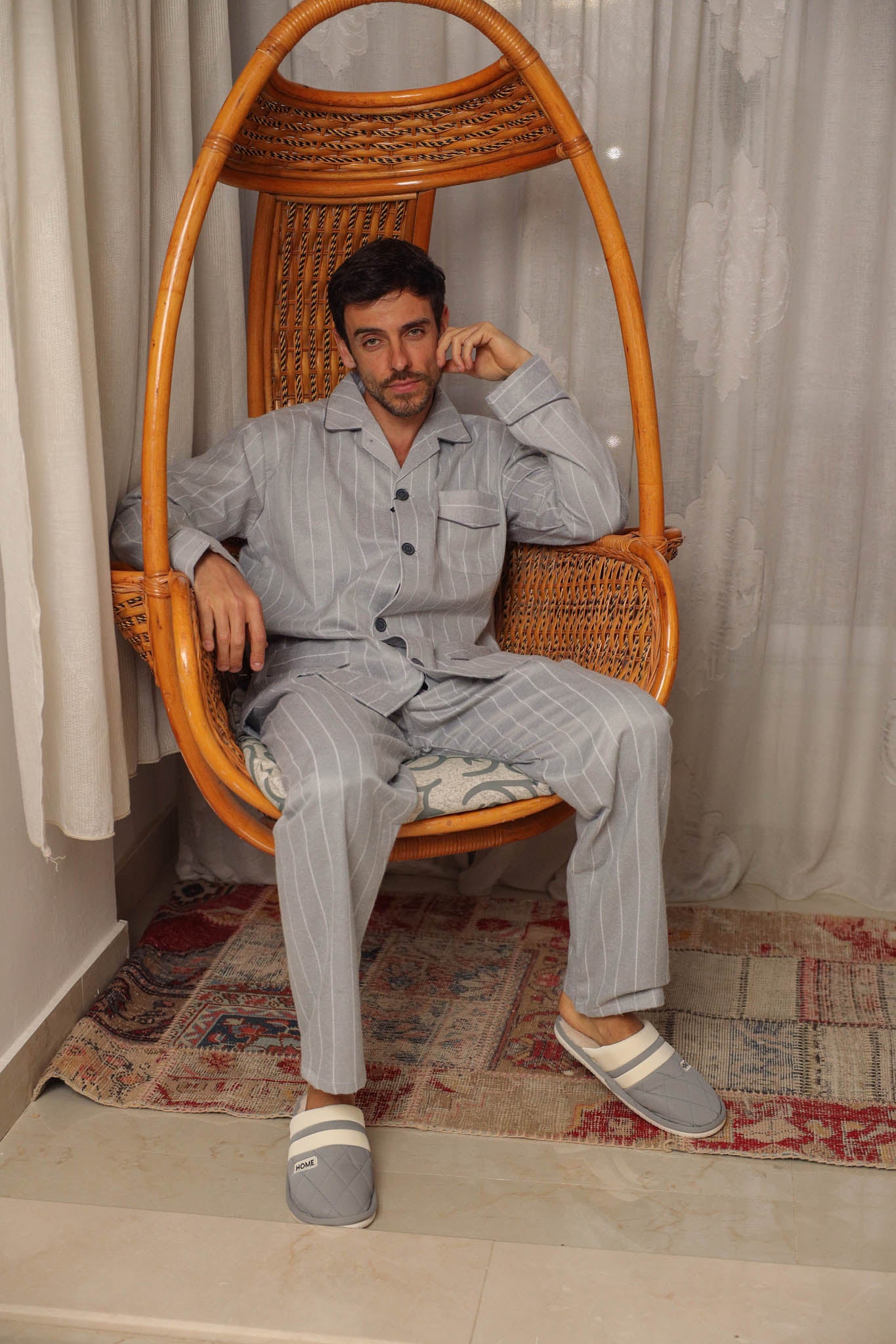 بيجاما كلاسيك كاستور خط رفيع