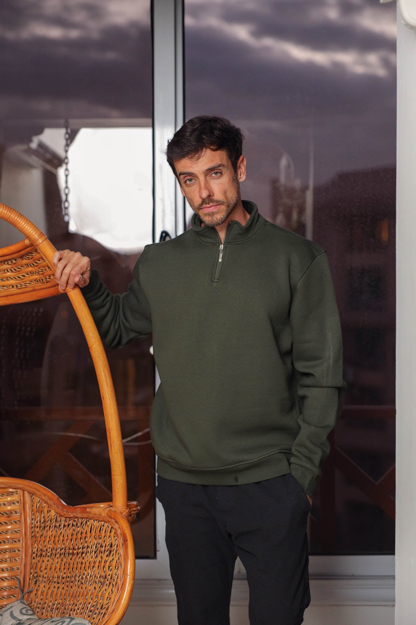 سويت شيرت نص ياقه ميلتون