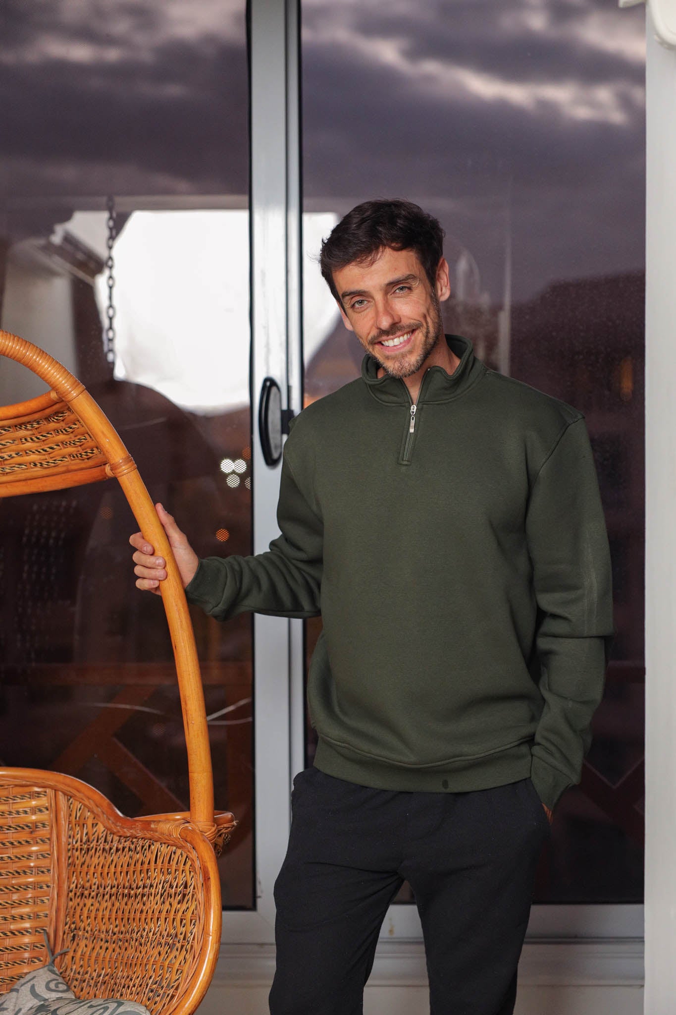 سويت شيرت نص ياقه ميلتون