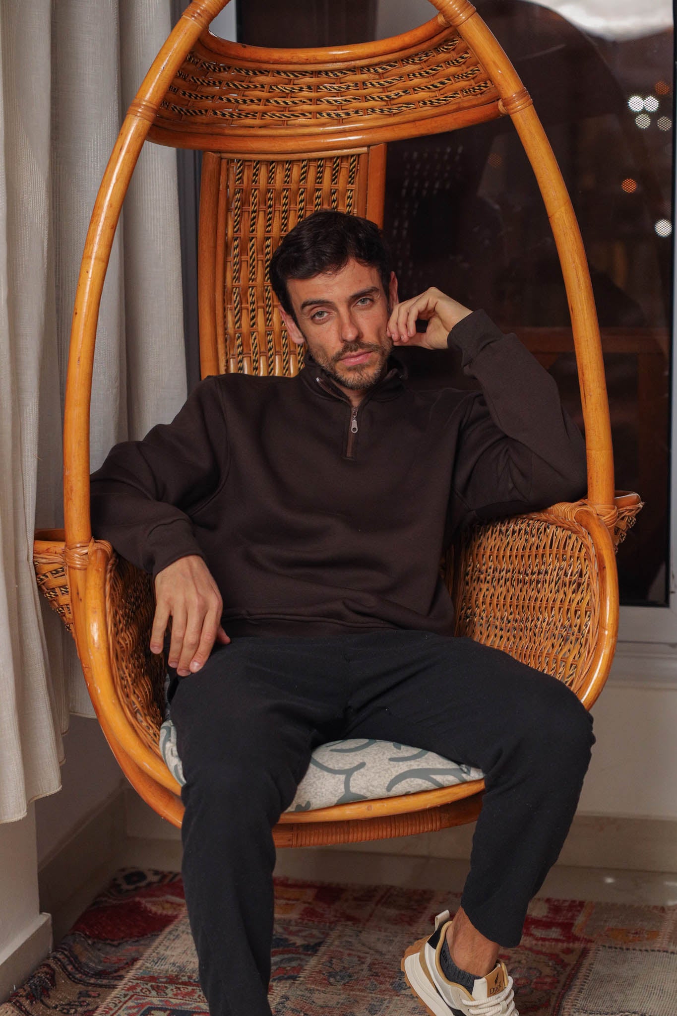 سويت شيرت نص ياقه ميلتون