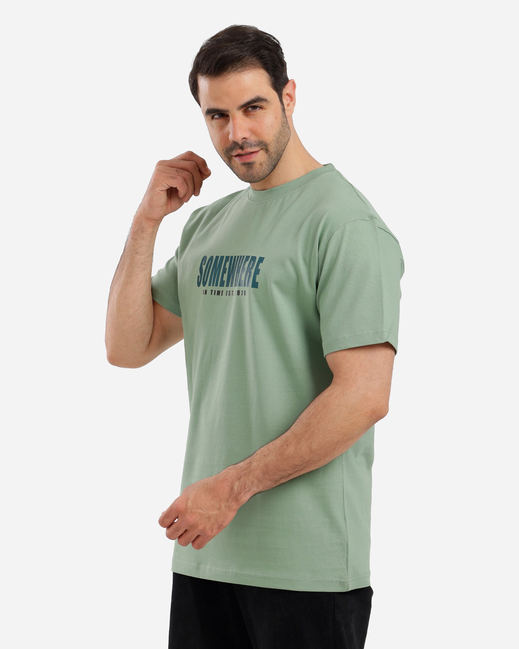 تيشيرت نص كم somewhere