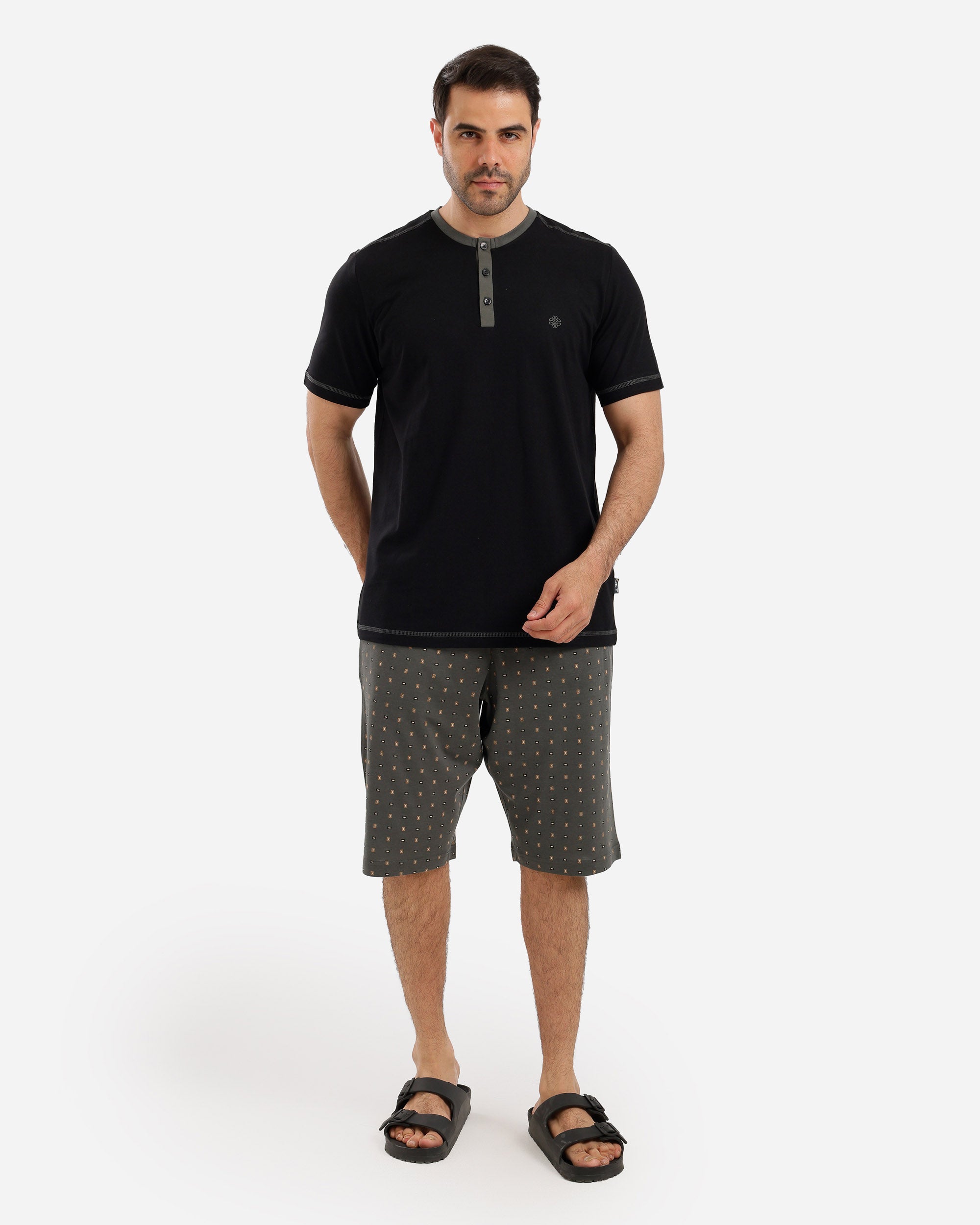 بيجاما نص كم ساده بندا وزراير شورت مطبوع