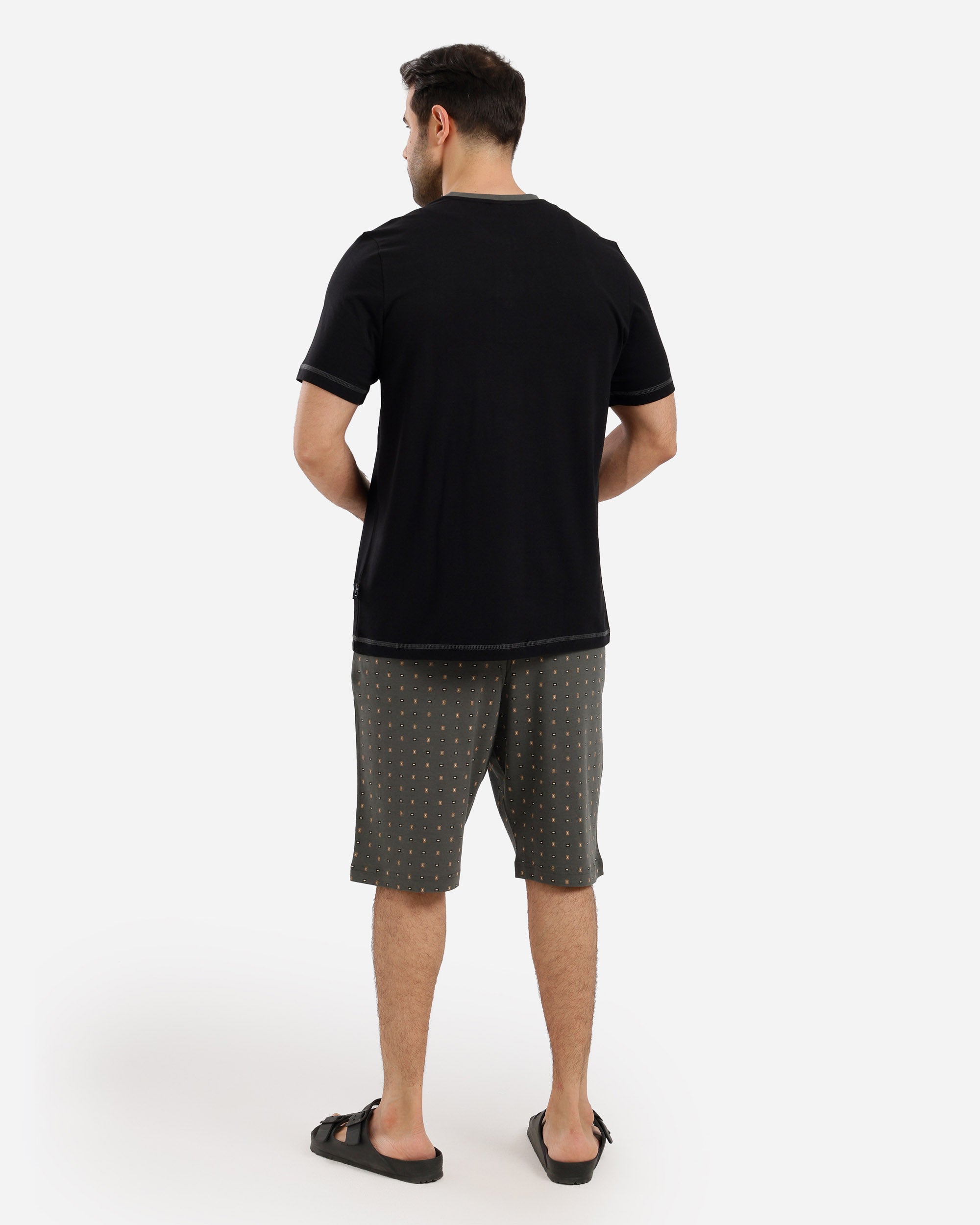 بيجاما نص كم ساده بندا وزراير شورت مطبوع