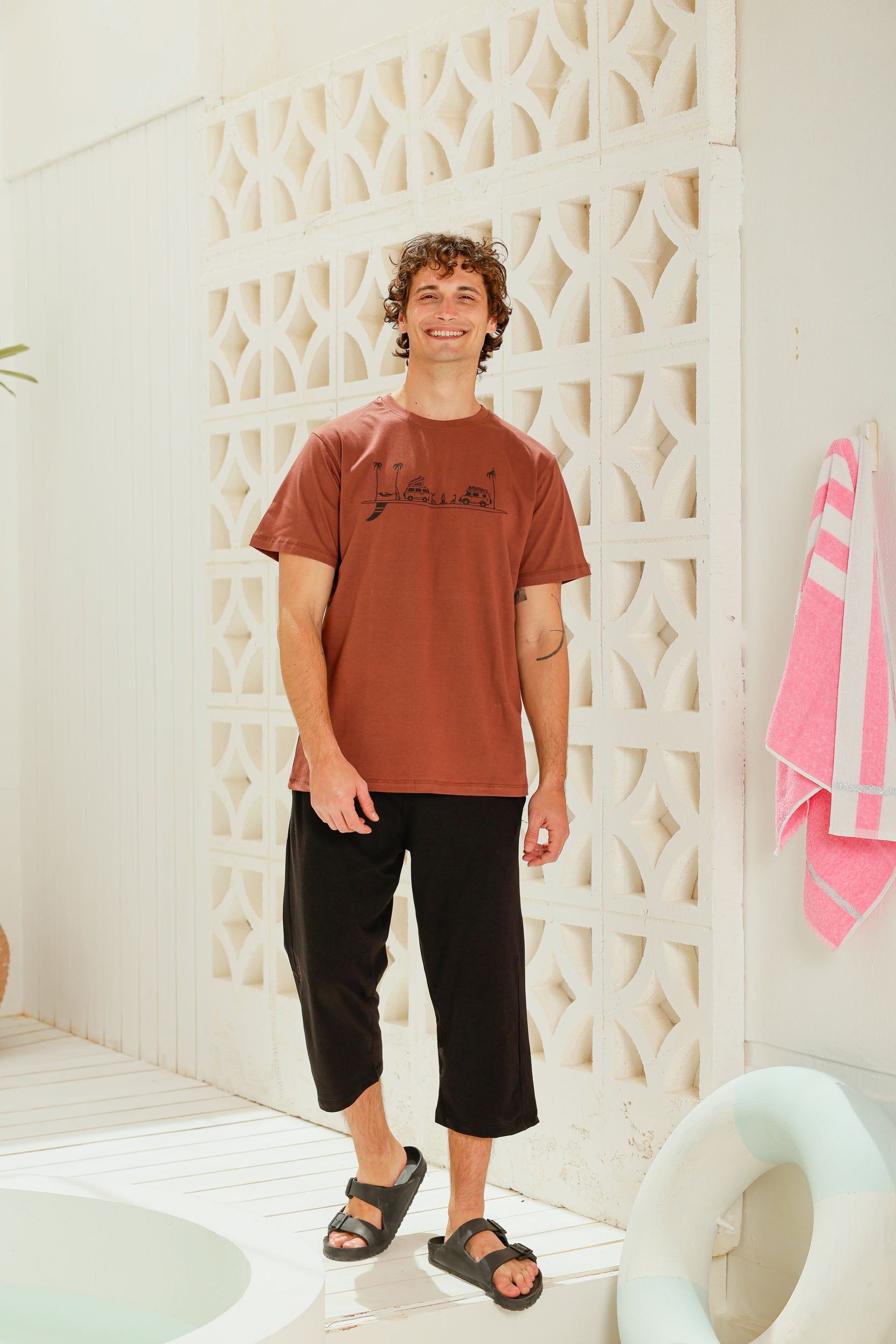 بيجاما نص كم مطبوع عربيه بنتاكور ساده