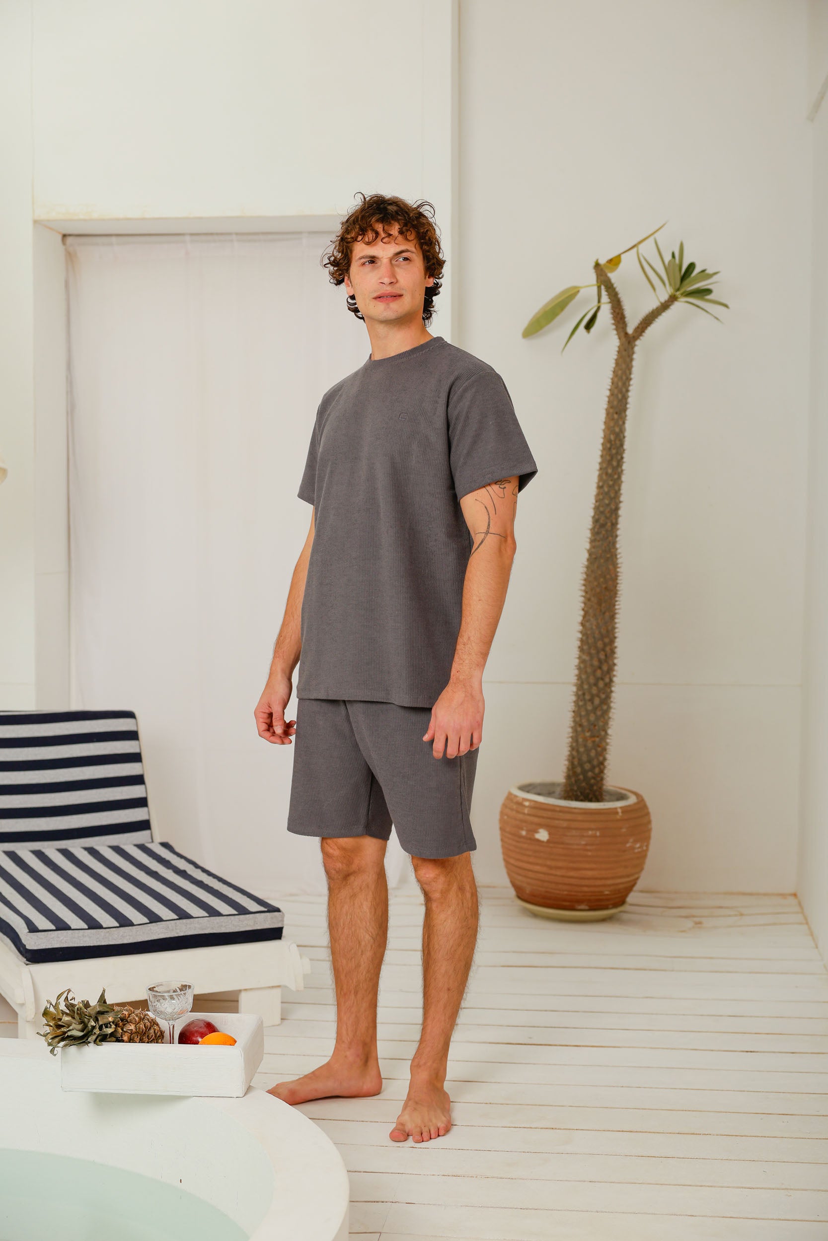 تريننج نص كم ساده مضلع شورت