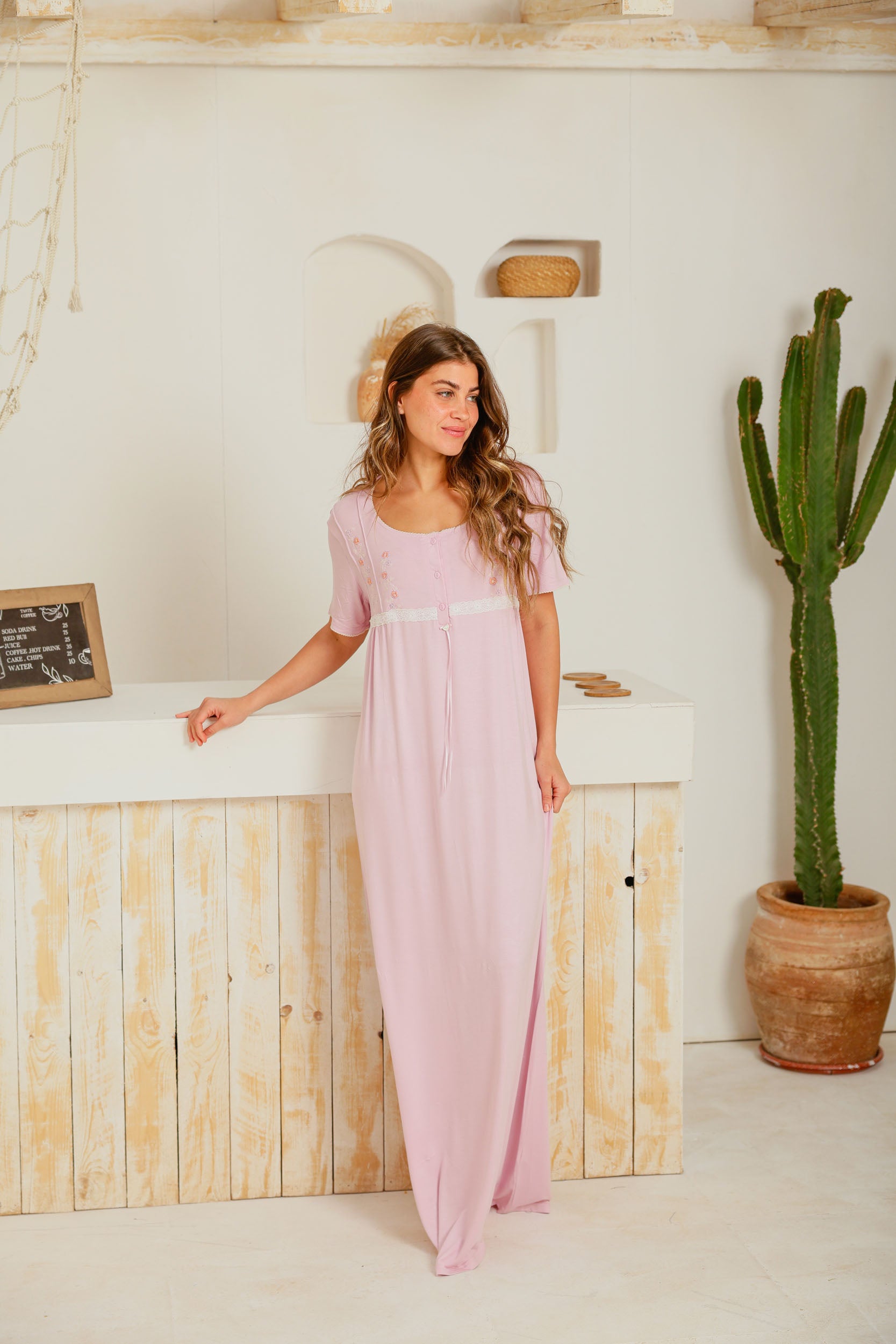 قميص نص كم ساده مطرز  فسكوز ليكرا