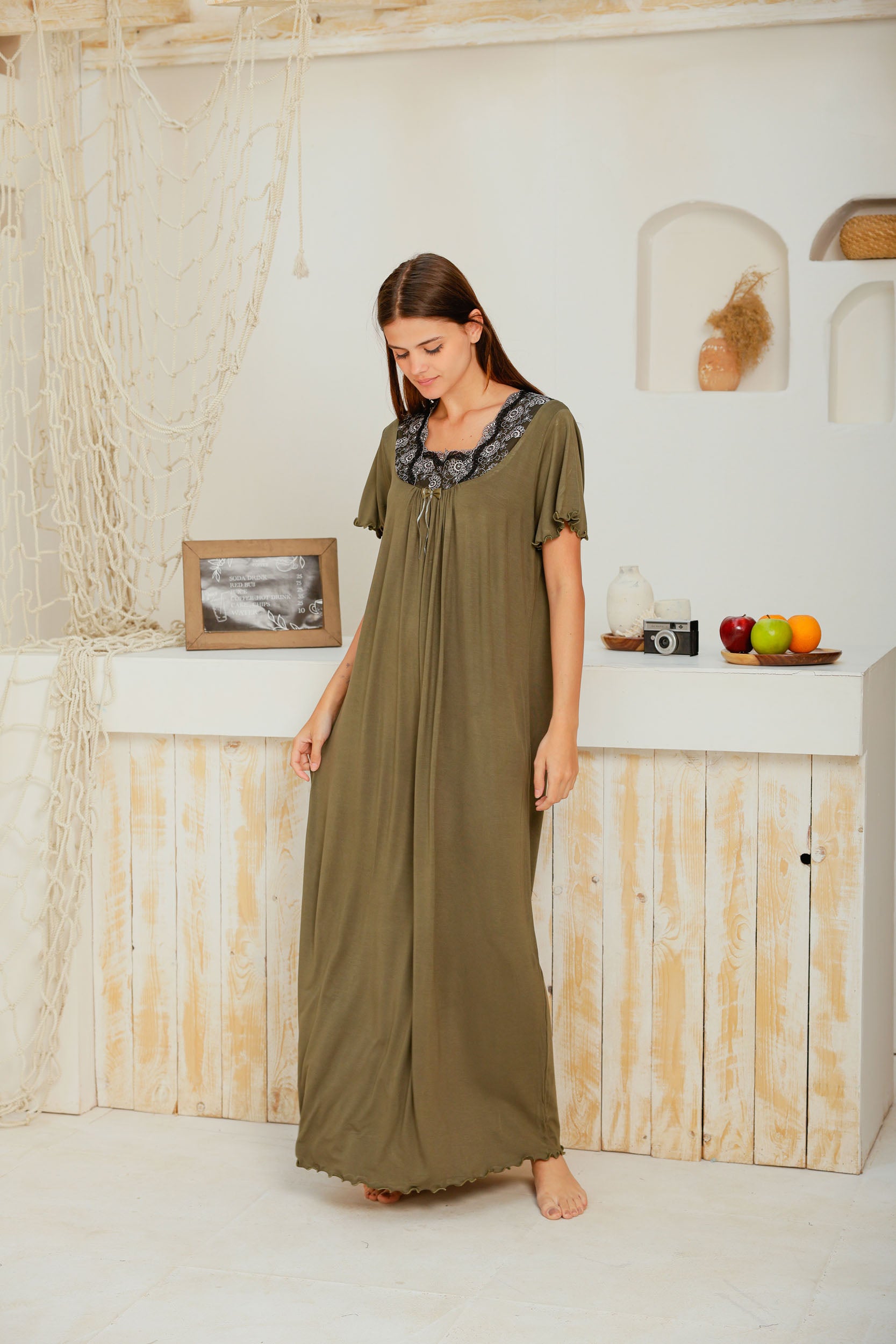 قميص فسكوز ليكرا نص كم ساده بدانتيل