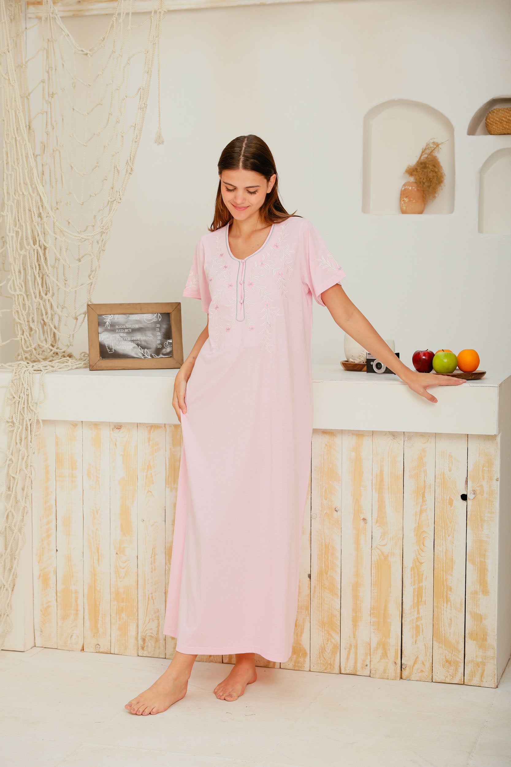 قميص نص كم ساده بنا وزراير مطرز فروع