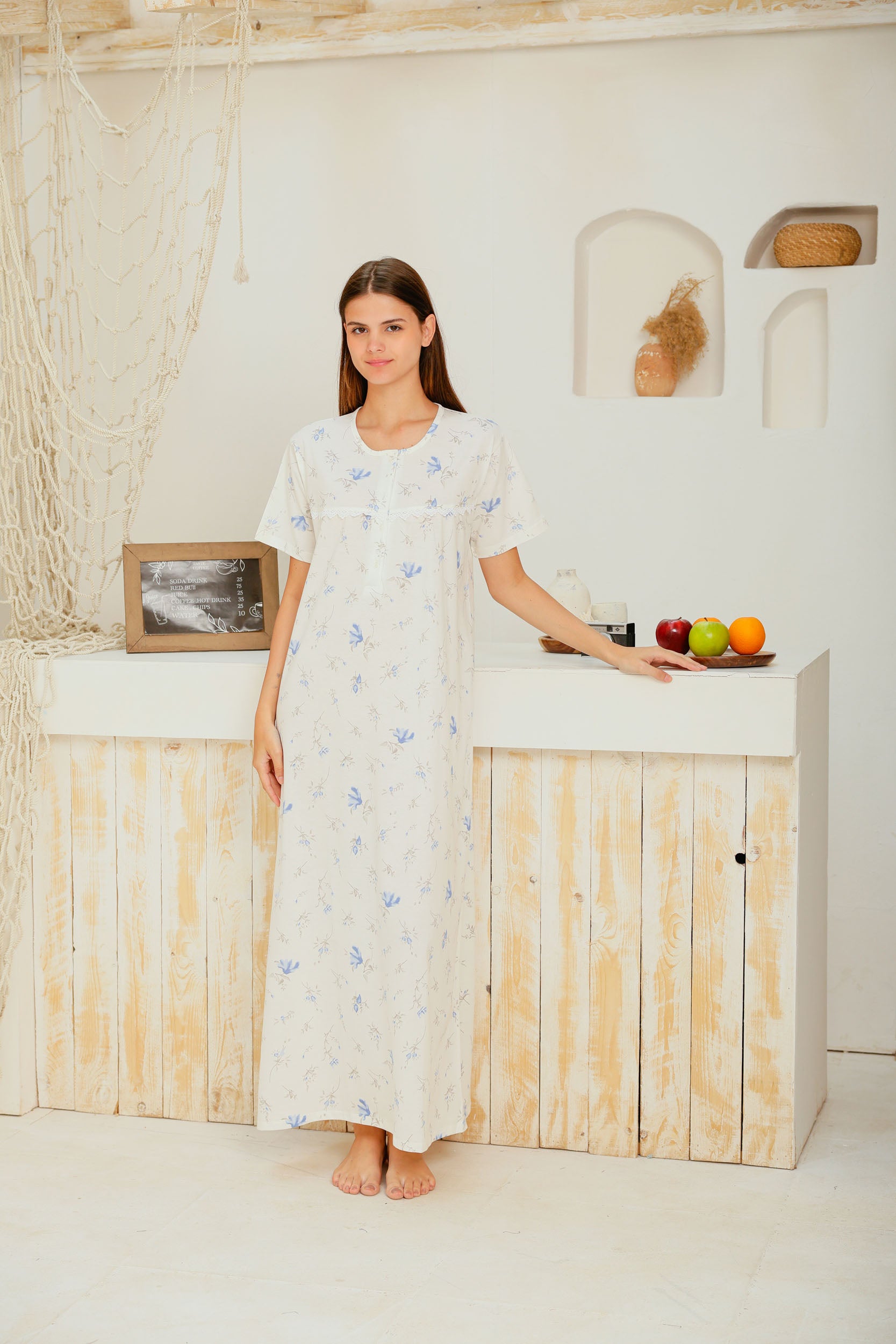 قميص نص كم  بسفره بندا وزراير