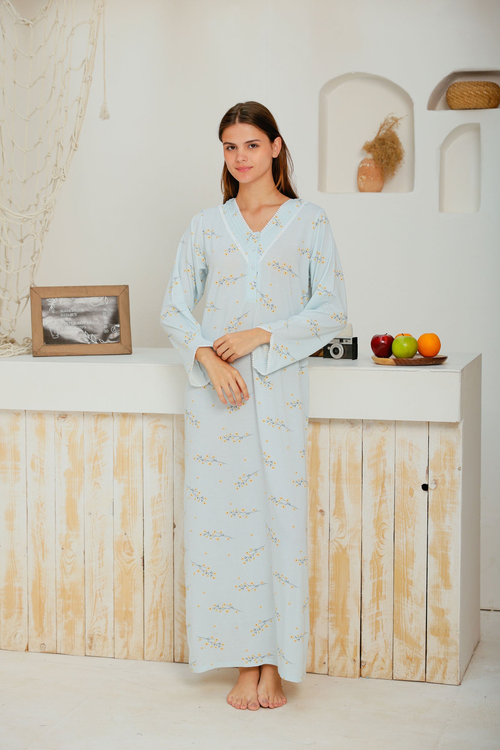 قميص ليكرا رقبه سبعه بنيرفيرات ومرد بكم