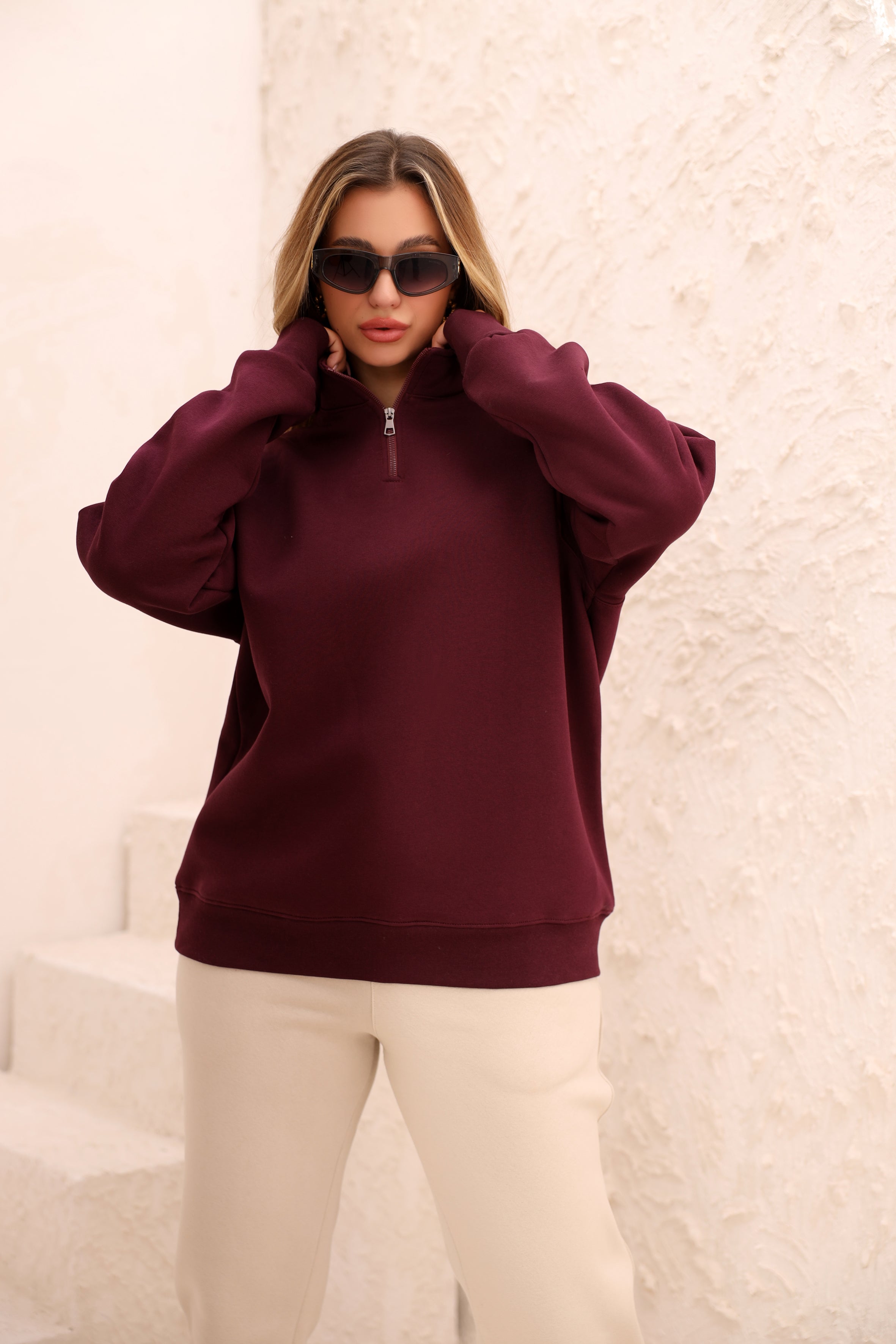 سويت شيرت نص ياقه ميلتون